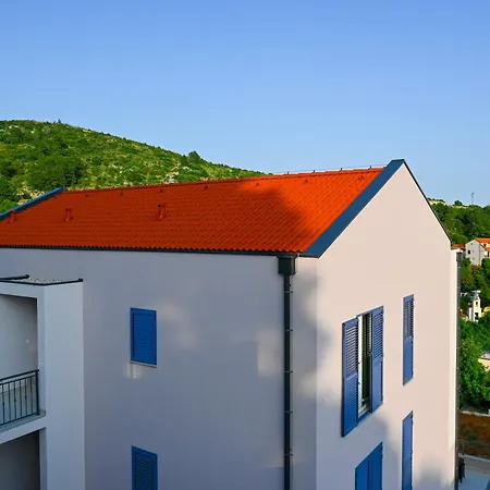 Zora Panoramic View 4* 밀나